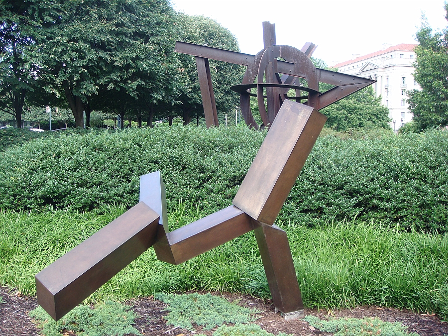Washington DC [2009 July 03] 021.JPG - Scenes from The National Gallery of Art Sculpture Garden
